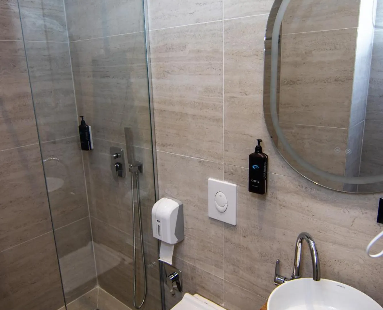 Apartamento Bb The Garden Durrës Albania